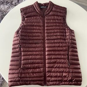 Arc’teryx Burgundy Small Vest. Warm.